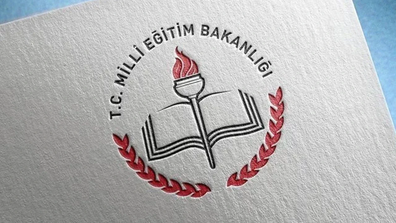 MEB'den üniversite yaşı iddialarına yalanlama