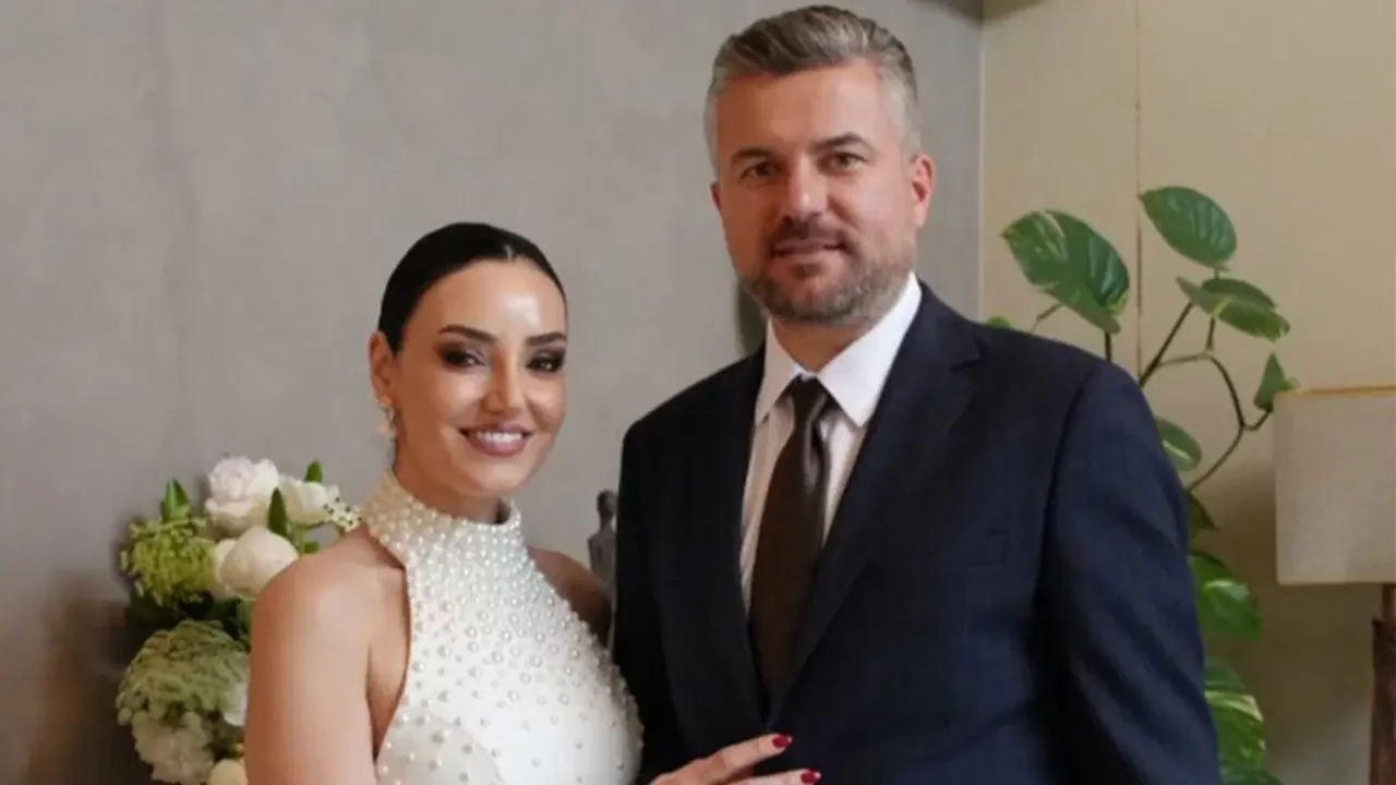 Sevcan Orhan ile Buca Belediye Başkanı Görkem Duman nişanlandı